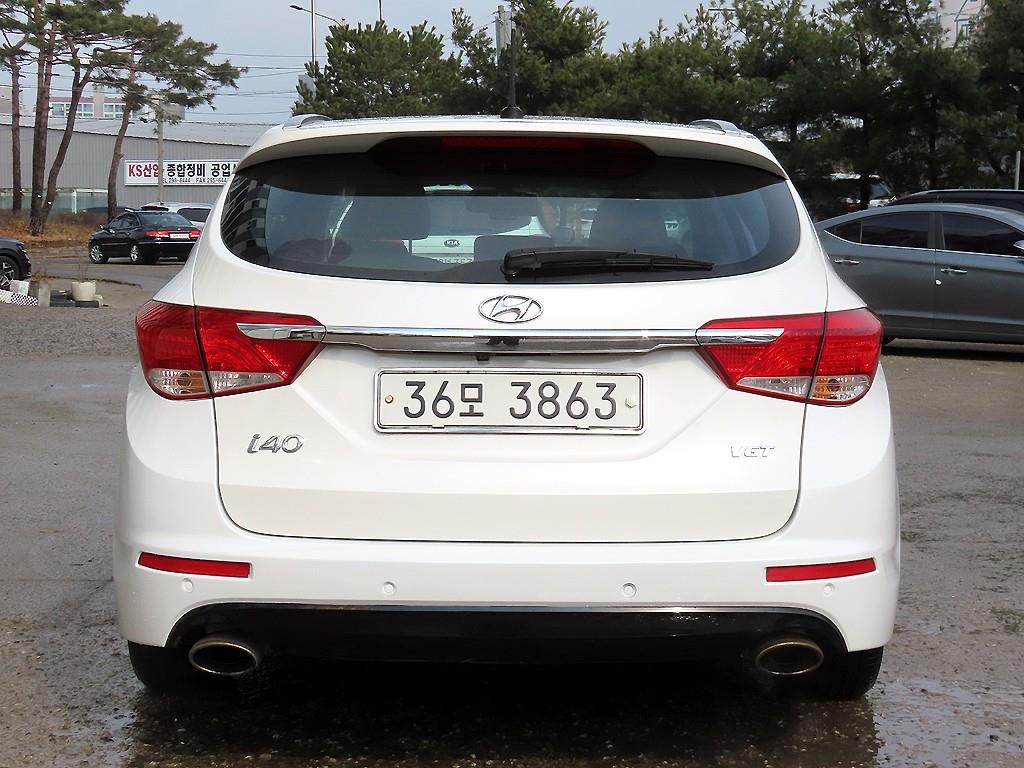 HYUNDAI i40 - Vista 4