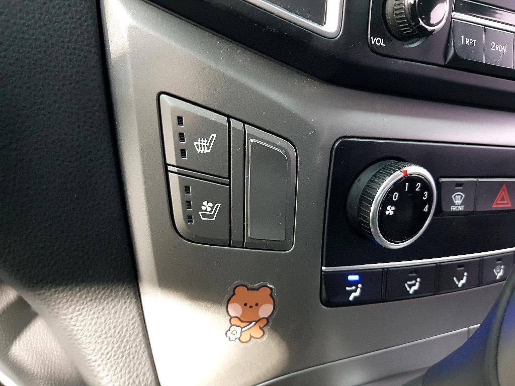 HYUNDAI Starex 2018 Negro - Importación desde Corea - HF Imports Iquique - Foto 13