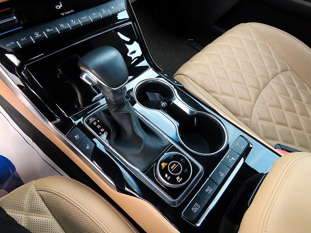 KIA Mohave - Vista 11