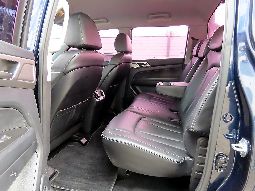 Ssangyong Rexton - Vista 6