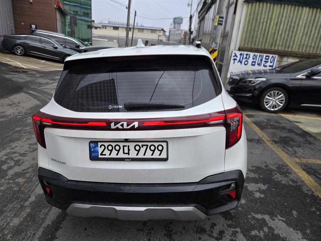 KIA Seltos - Vista 2