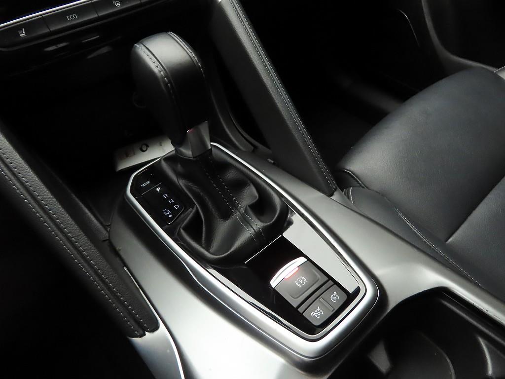 SAMSUNG QM6 - Vista 11