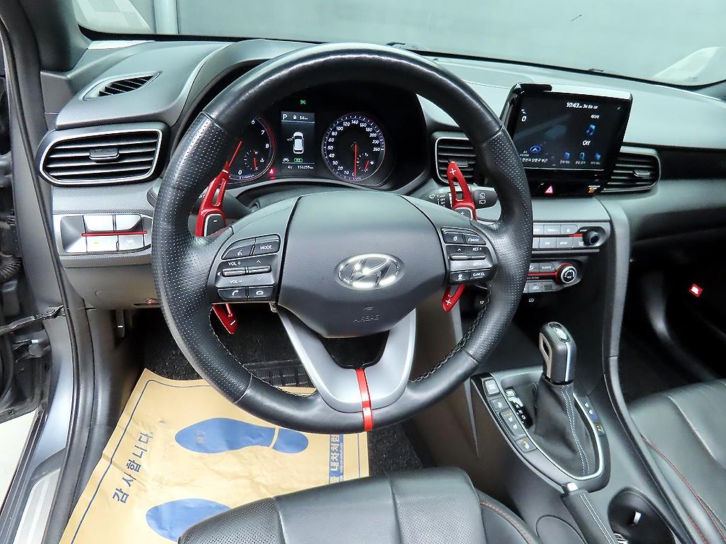 HYUNDAI Veloster - Vista 9