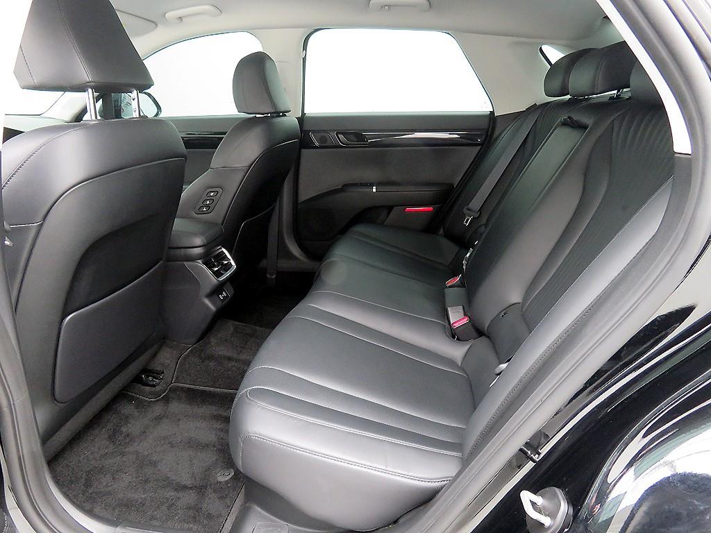 HYUNDAI Grandeur - Vista 7