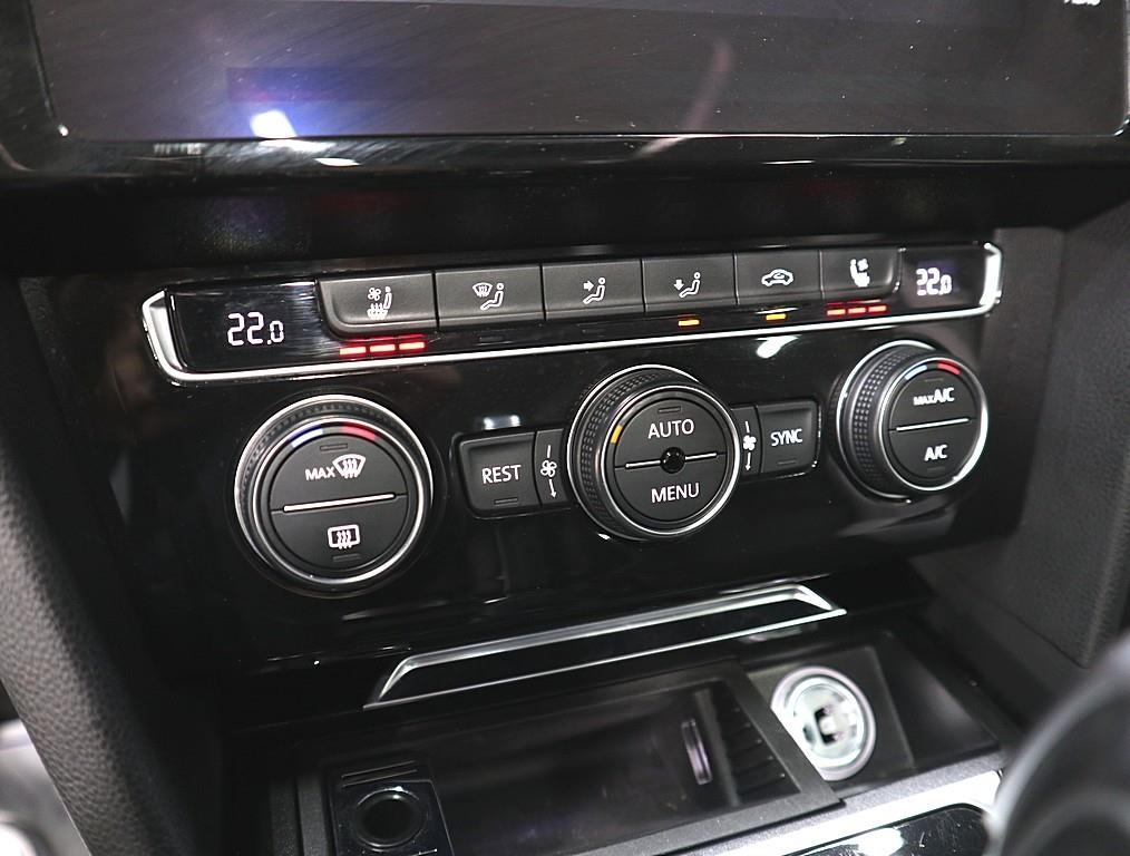 Volkswagen Arteon 2019 Gris - Importación desde Corea - HF Imports Iquique - Foto 14