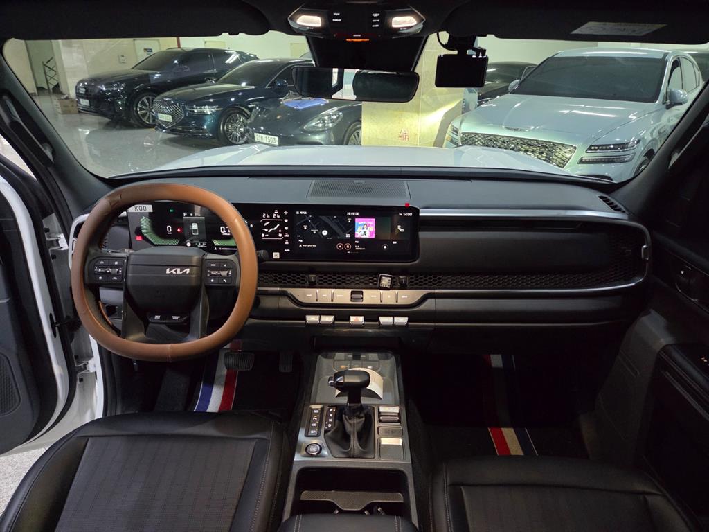 KIA Tasman - Vista 8