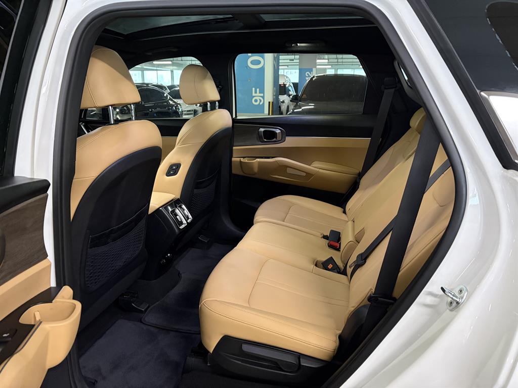 KIA Sorento - Vista 11
