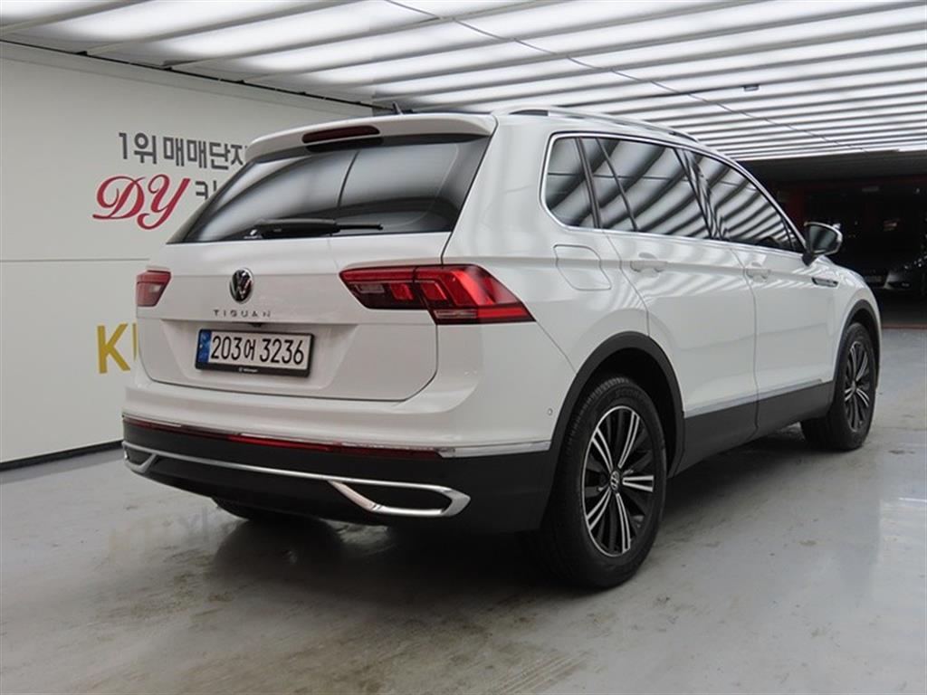 Volkswagen Tiguan - Vista 4