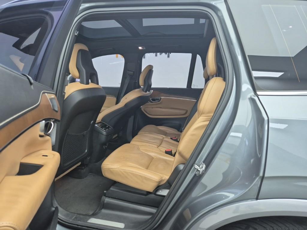 Volvo XC90 - Vista 12