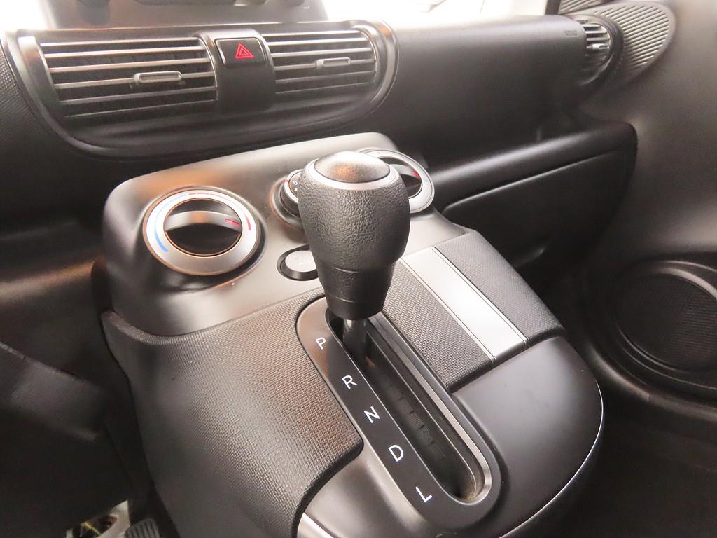 HYUNDAI Casper - Vista 11