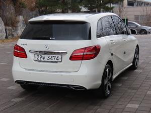Mercedes Benz B Class (MY B) - Vista 6