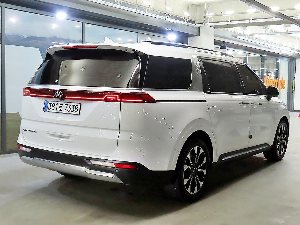 KIA Carnival - Vista 4