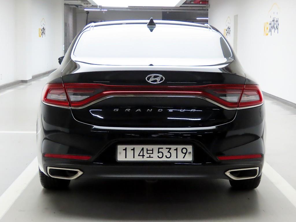 HYUNDAI Grandeur - Vista 3
