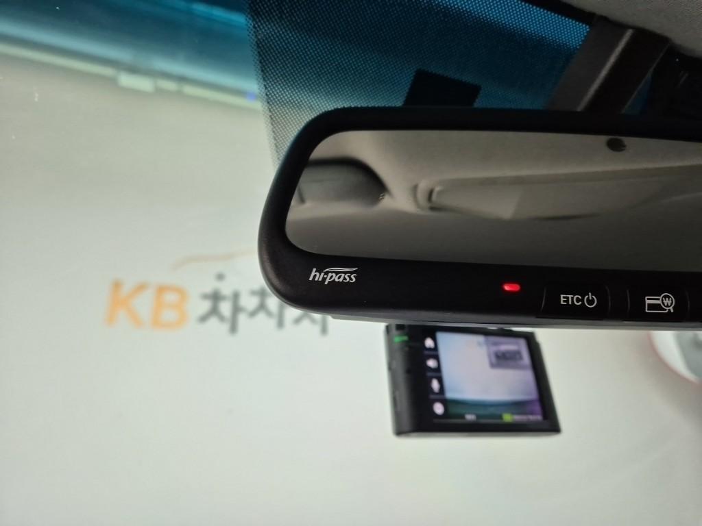 HYUNDAI Santa Fe - Vista 11