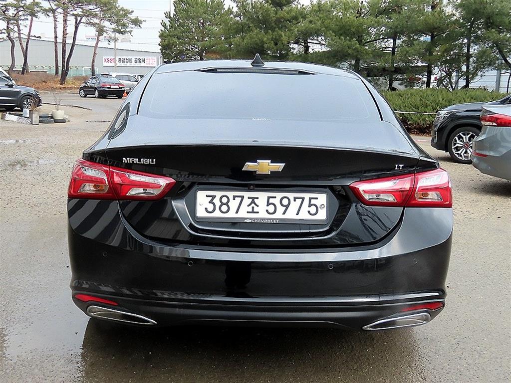 Chevrolet Malibu - Vista 4