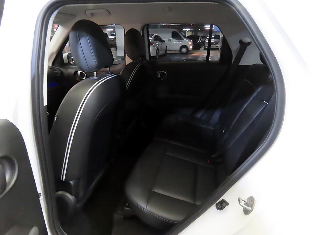 HYUNDAI Casper - Vista 7