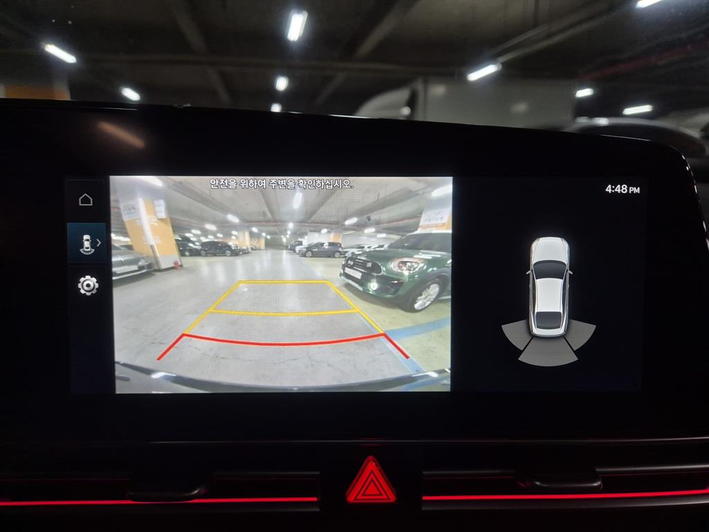 HYUNDAI Avante - Vista 6