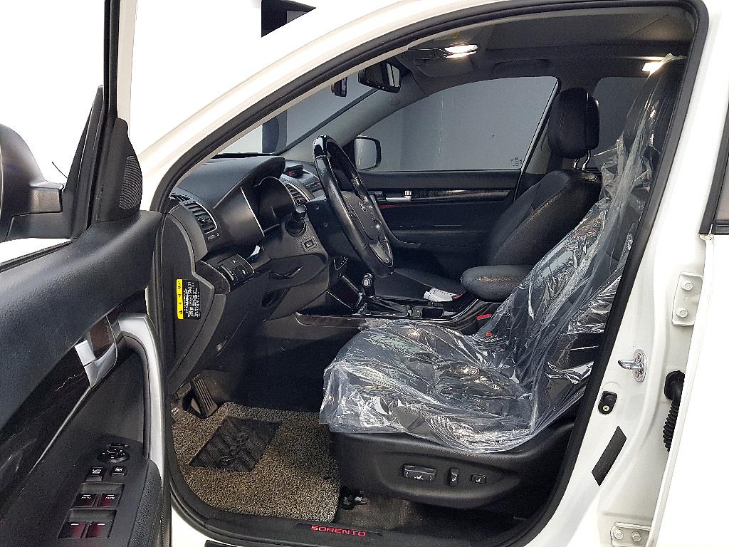 KIA Sorento - Vista 7