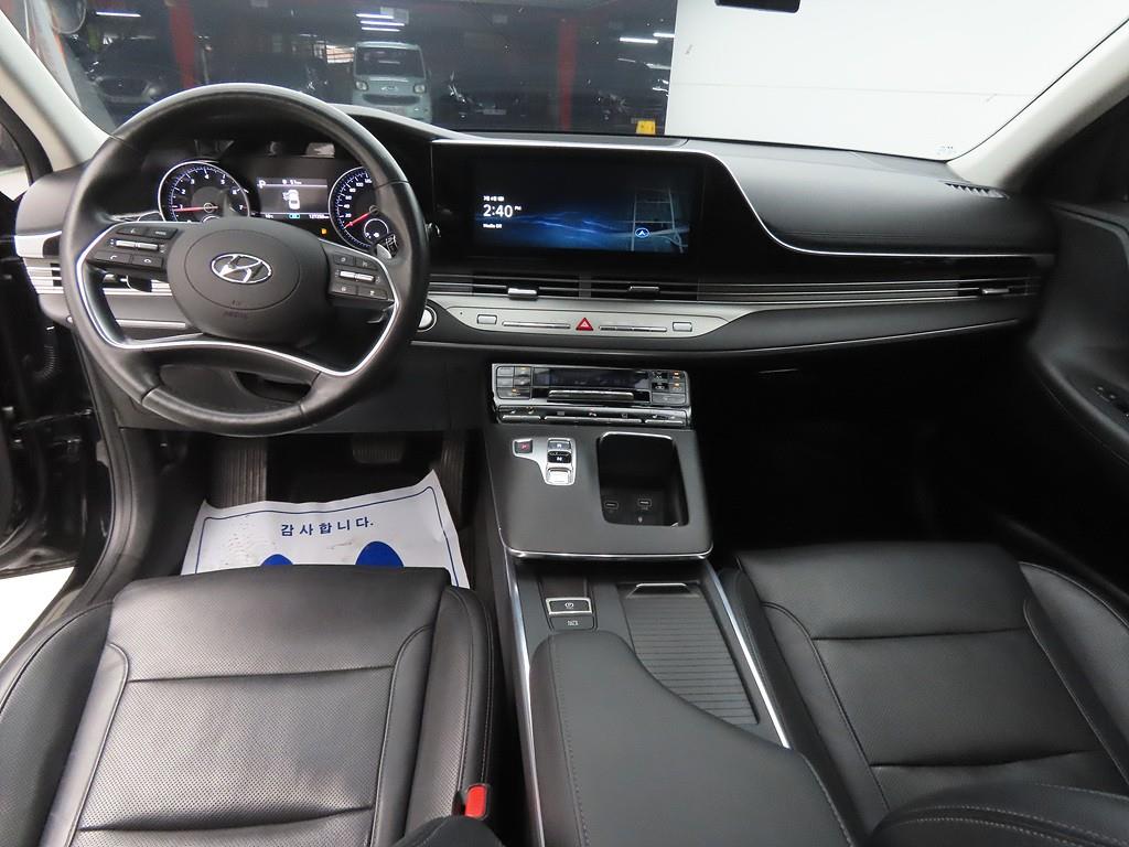 HYUNDAI Grandeur - Vista 7