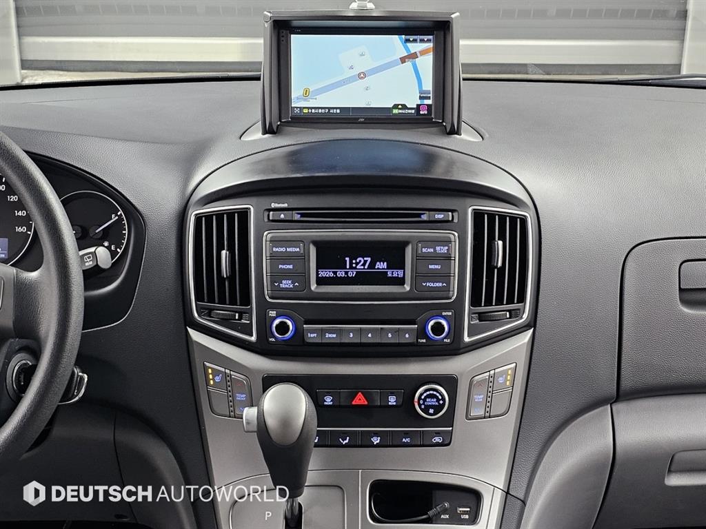 HYUNDAI Starex 2016 Gris - Importación desde Corea - HF Imports Iquique - Foto 13