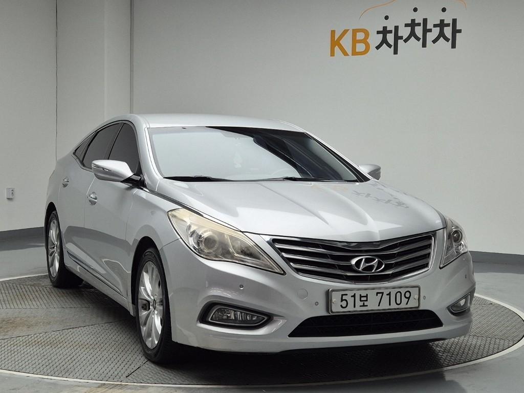 HYUNDAI Grandeur - Vista 4