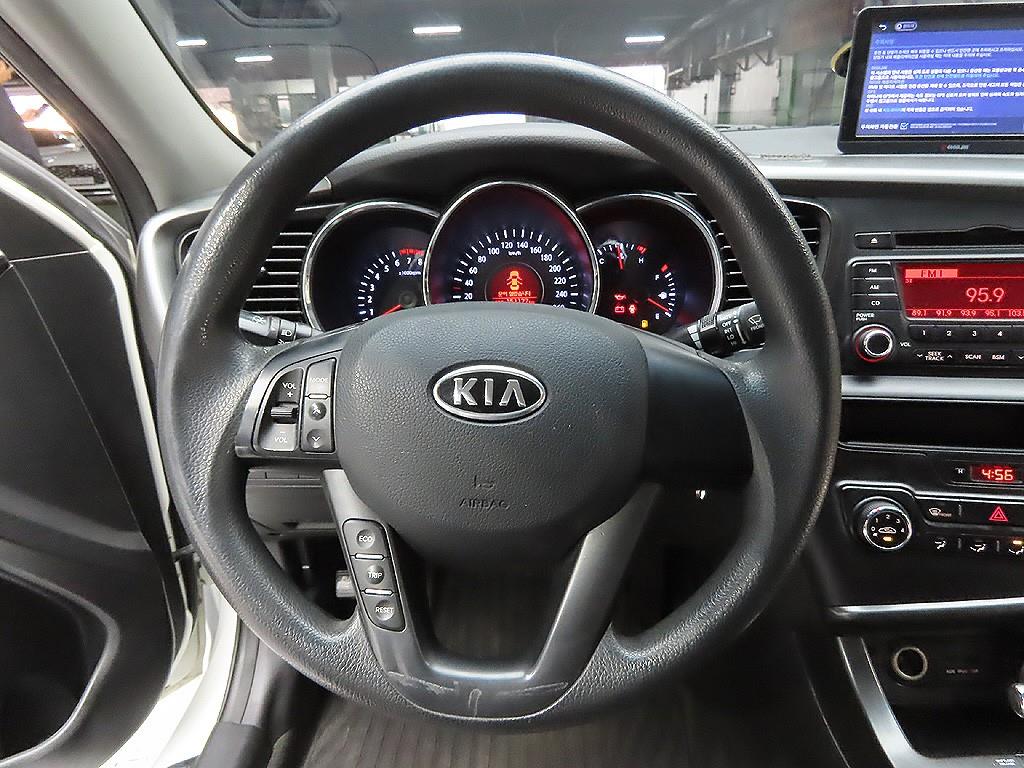 KIA K5 2012 Blanco - Importación desde Corea - HF Imports Iquique - Foto 11