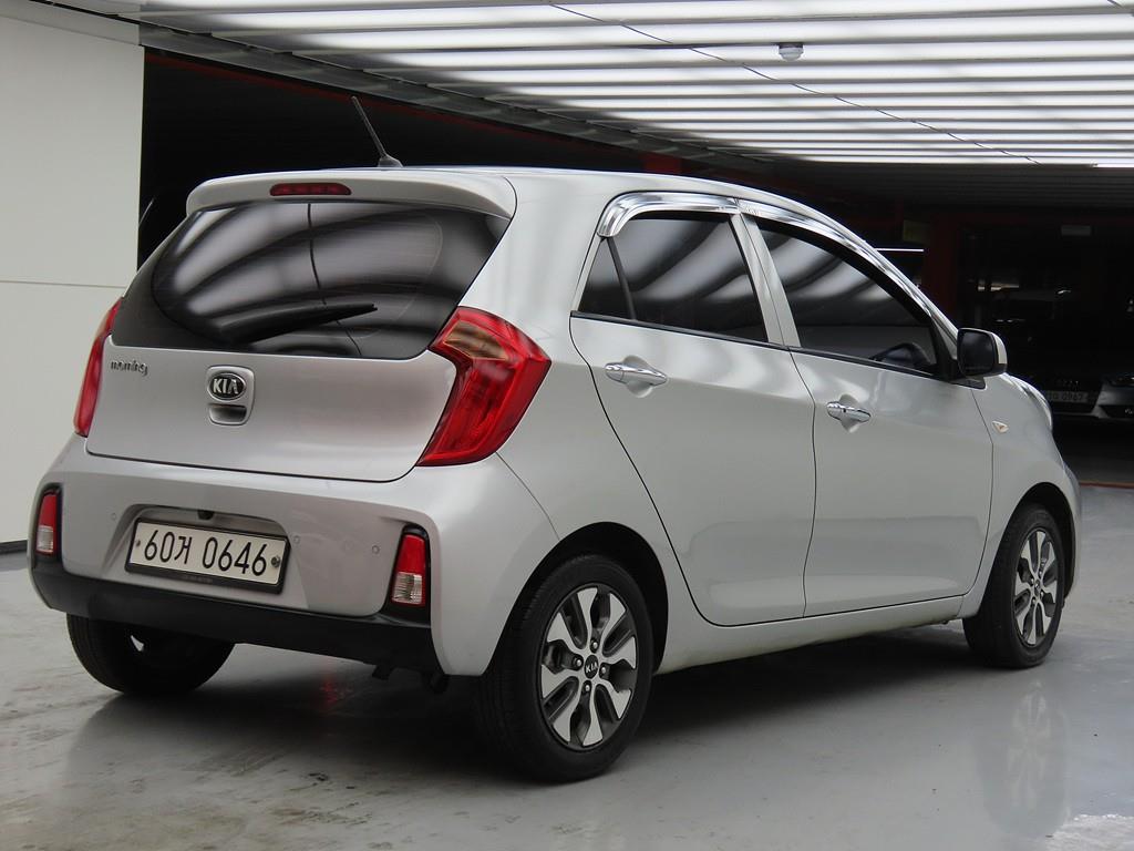 KIA Morning - Vista 4