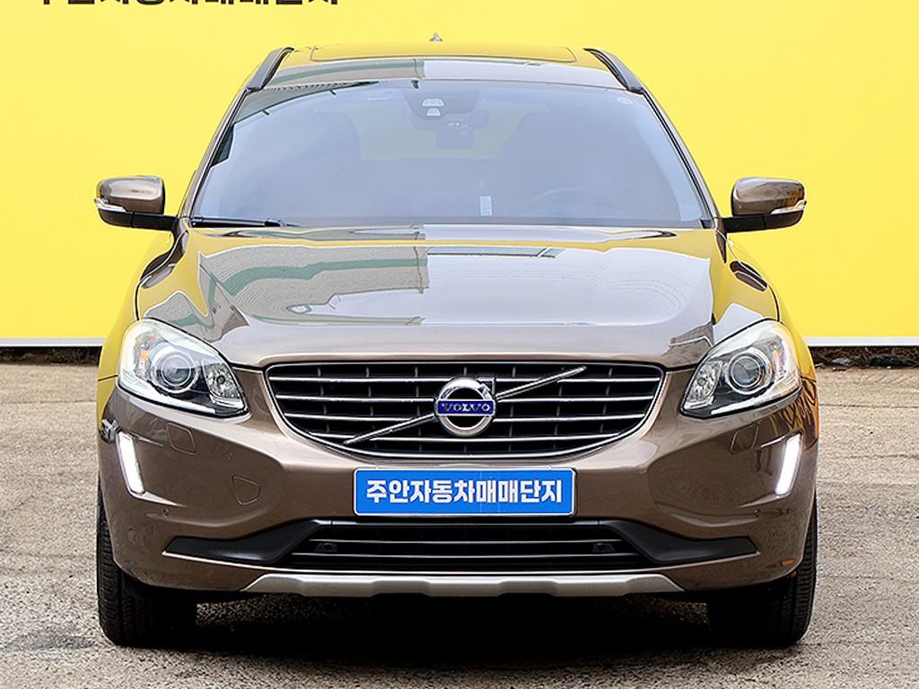 Volvo XC60 2017 Café - Importación desde Corea - HF Imports Iquique - Foto 1