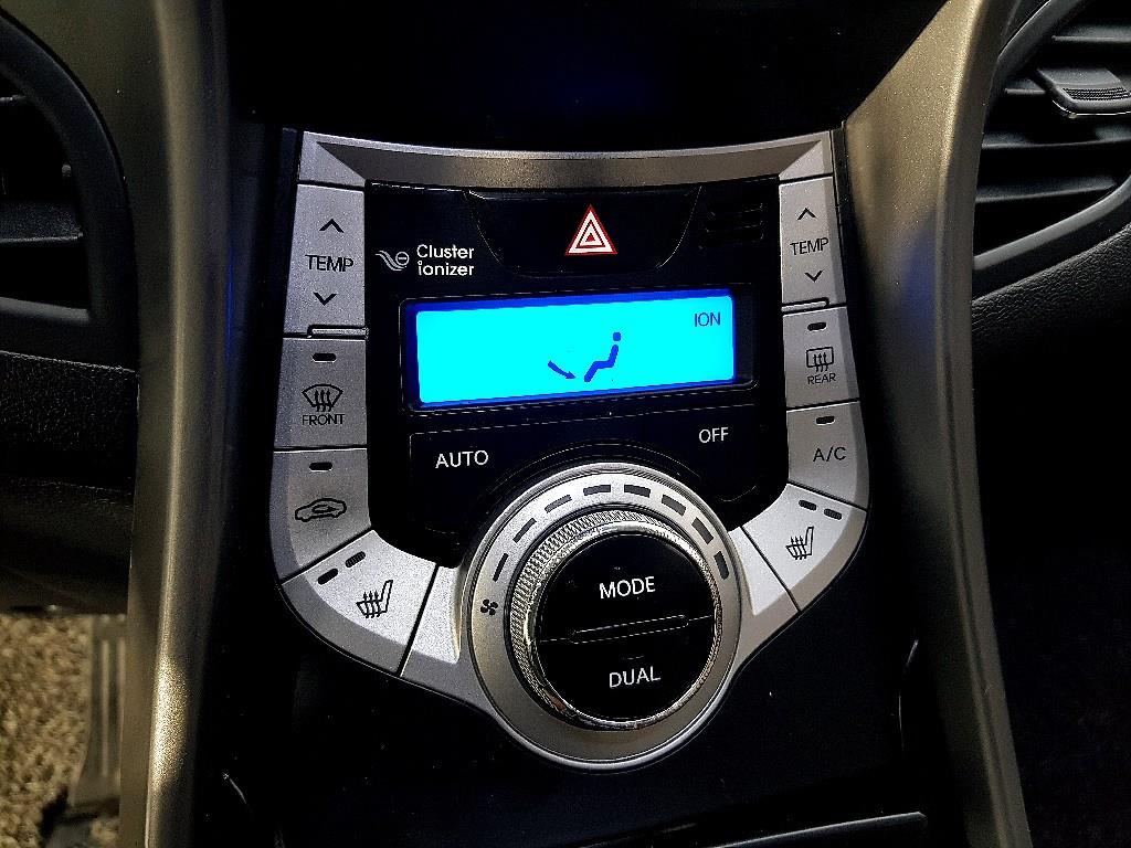 HYUNDAI Avante 2011 Blanco - Importación desde Corea - HF Imports Iquique - Foto 14