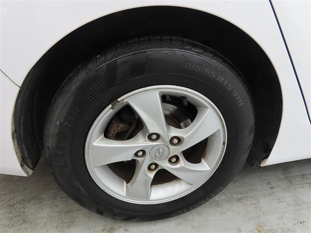 HYUNDAI Avante 2014 Blanco - Importación desde Corea - HF Imports Iquique - Foto 20