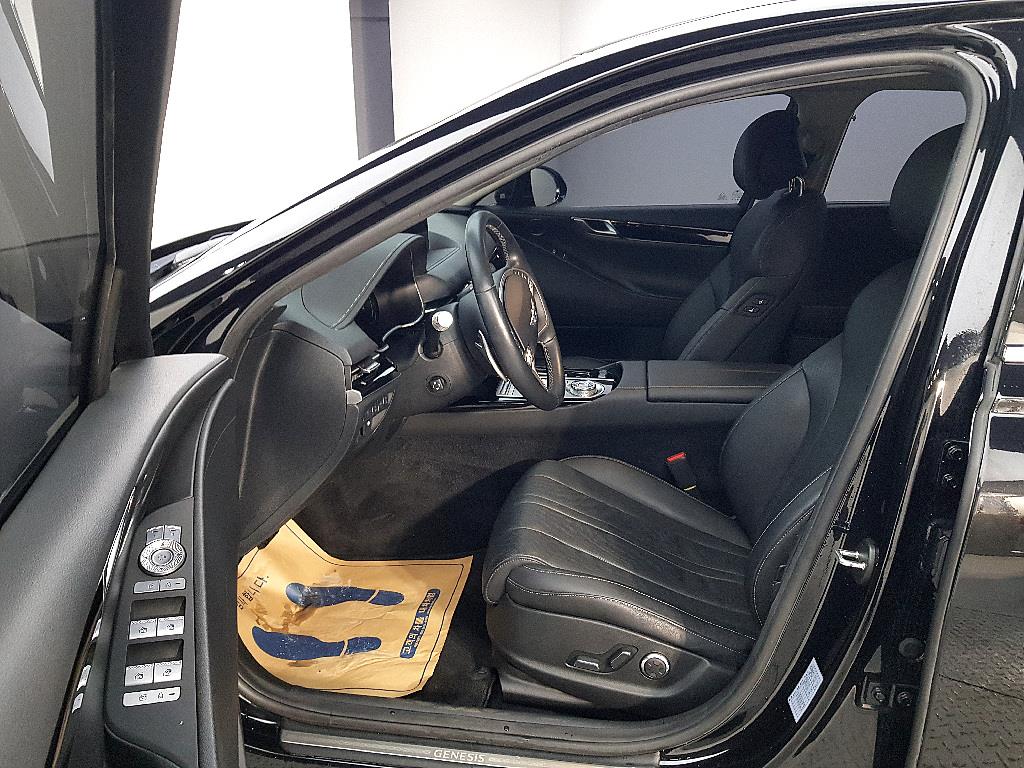 Genesis G80 - Vista 8