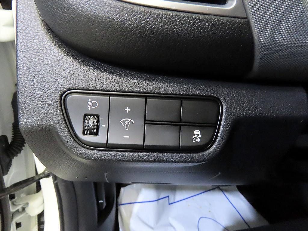 KIA Seltos 2024 Blanco - Importación desde Corea - HF Imports Iquique - Foto 14