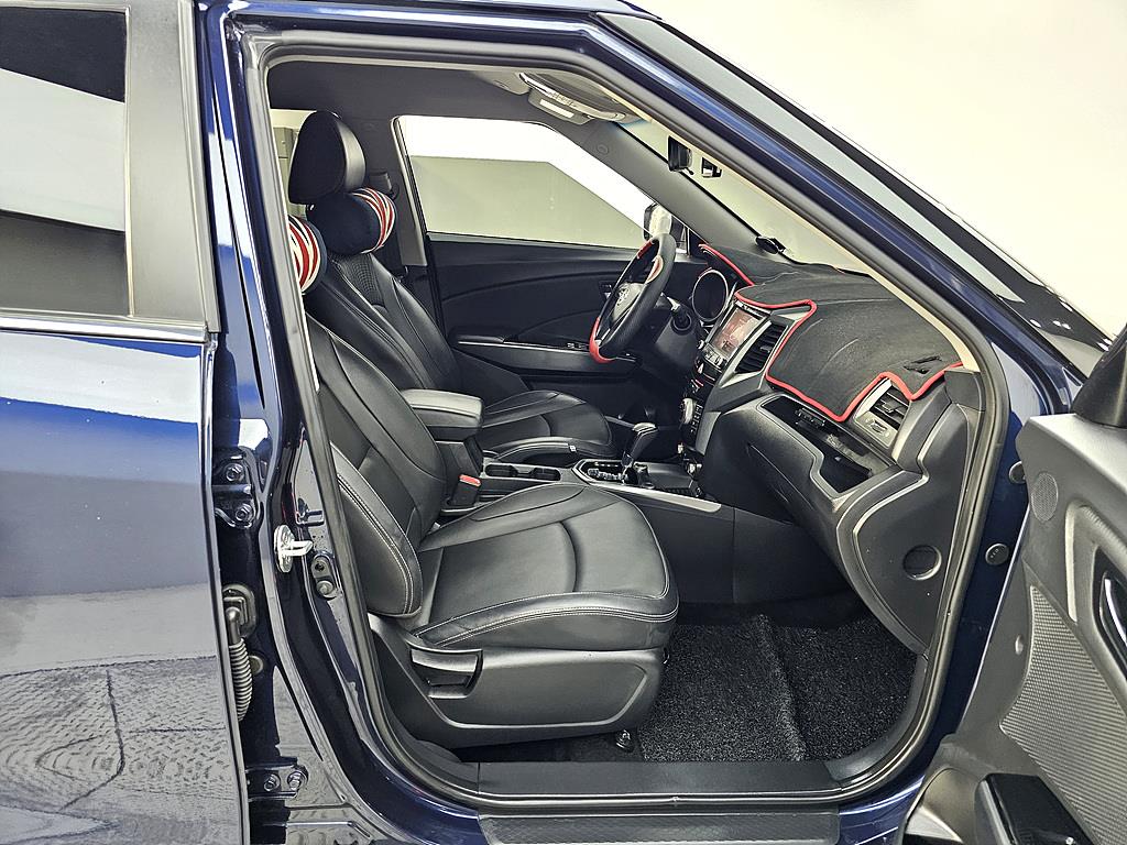 Ssangyong Tivoli - Vista 11