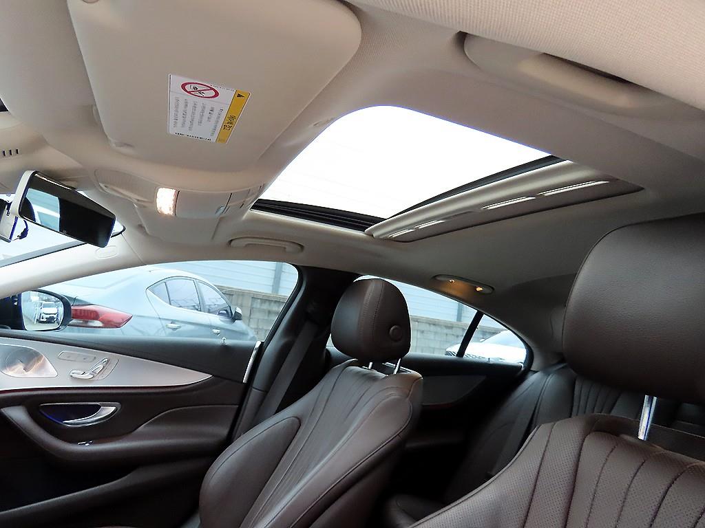 Mercedes Benz CLS Class 2019 Negro - Importación desde Corea - HF Imports Iquique - Foto 16