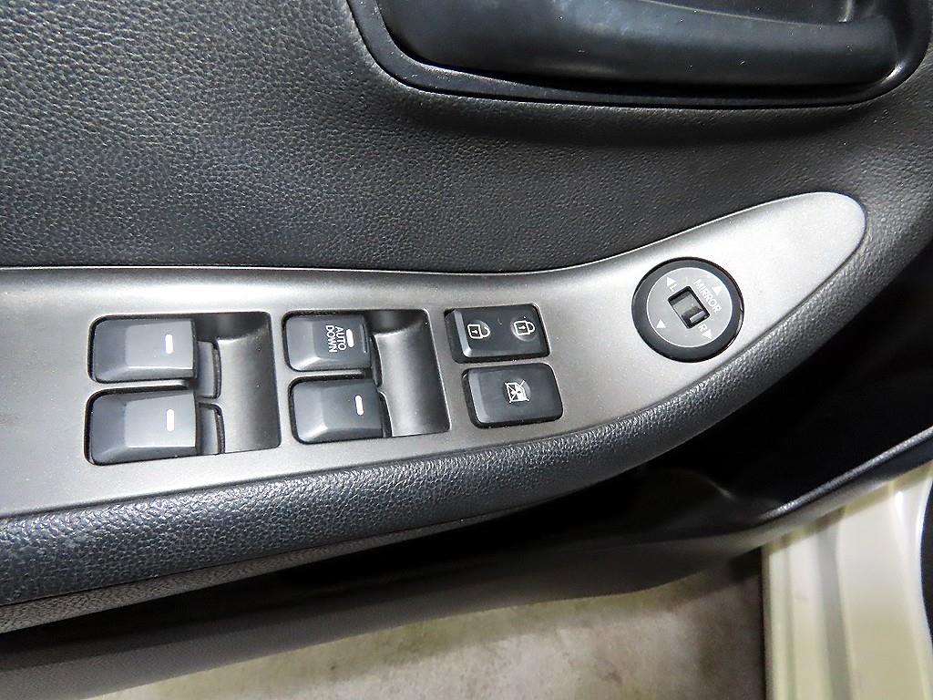 KIA Morning 2012 the color of pearl - Importación desde Corea - HF Imports Iquique - Foto 13