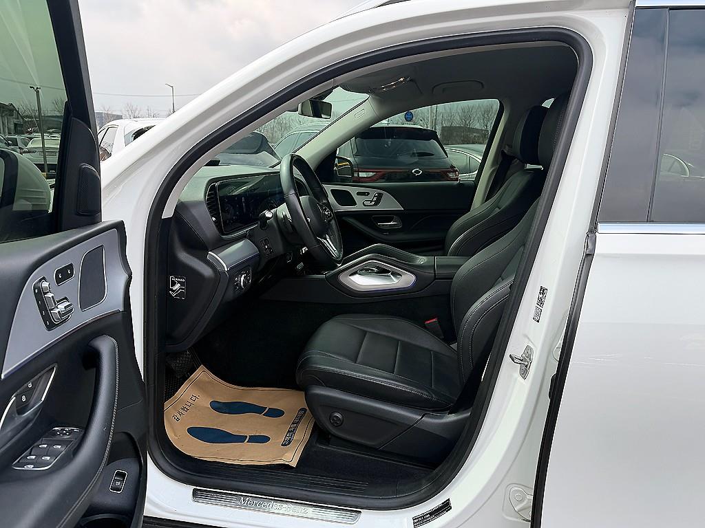 Mercedes Benz GLE Class - Vista 6