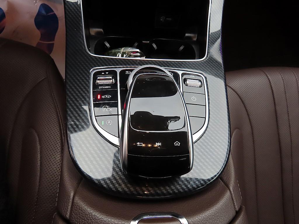 Mercedes Benz CLS Class 2019 Negro - Importación desde Corea - HF Imports Iquique - Foto 13