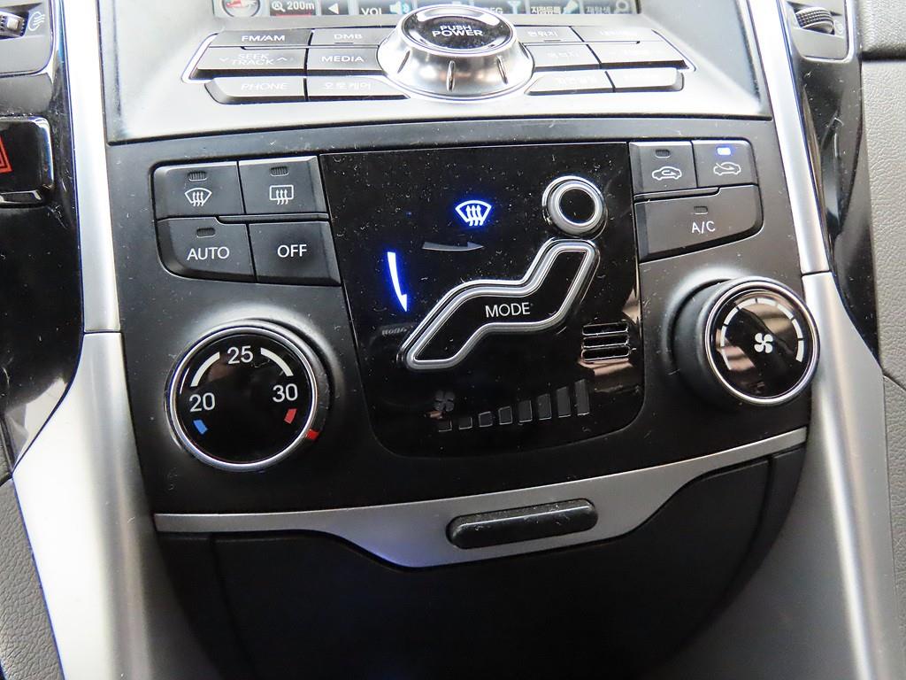 HYUNDAI Sonata - Vista 11