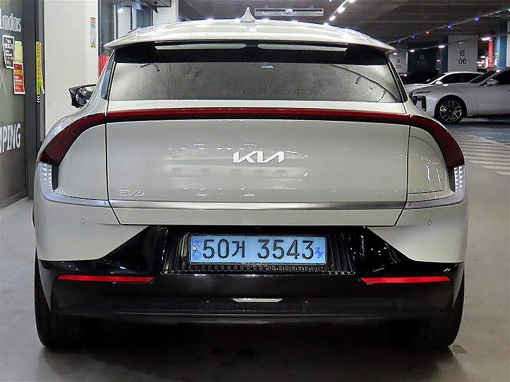 KIA EV6 - Vista 5