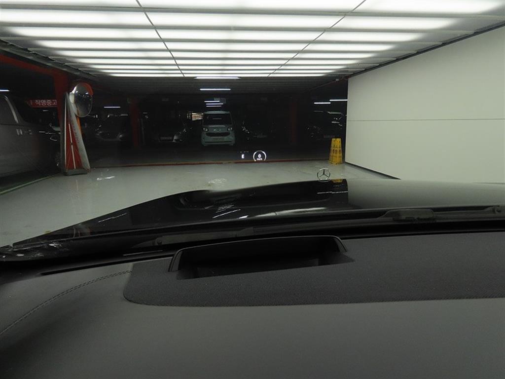 Mercedes Benz S Class - Vista 9