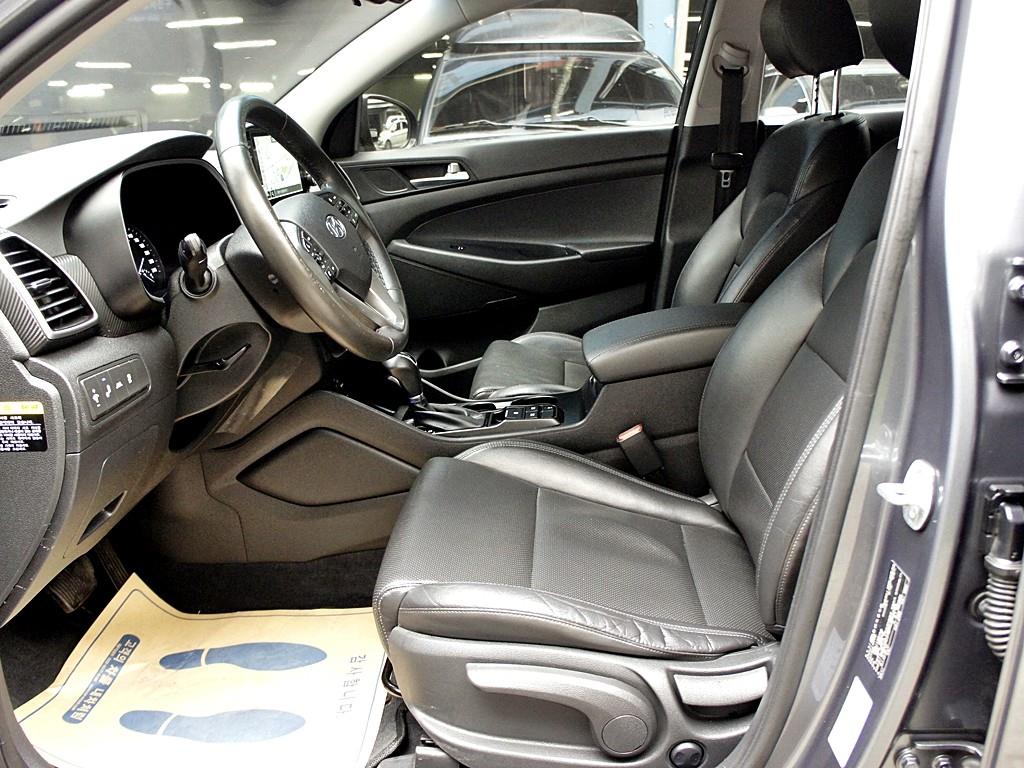 HYUNDAI Tucson - Vista 9