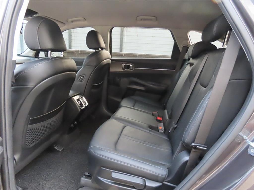 KIA Sorento 2022 Gris - Importación desde Corea - HF Imports Iquique - Foto 8