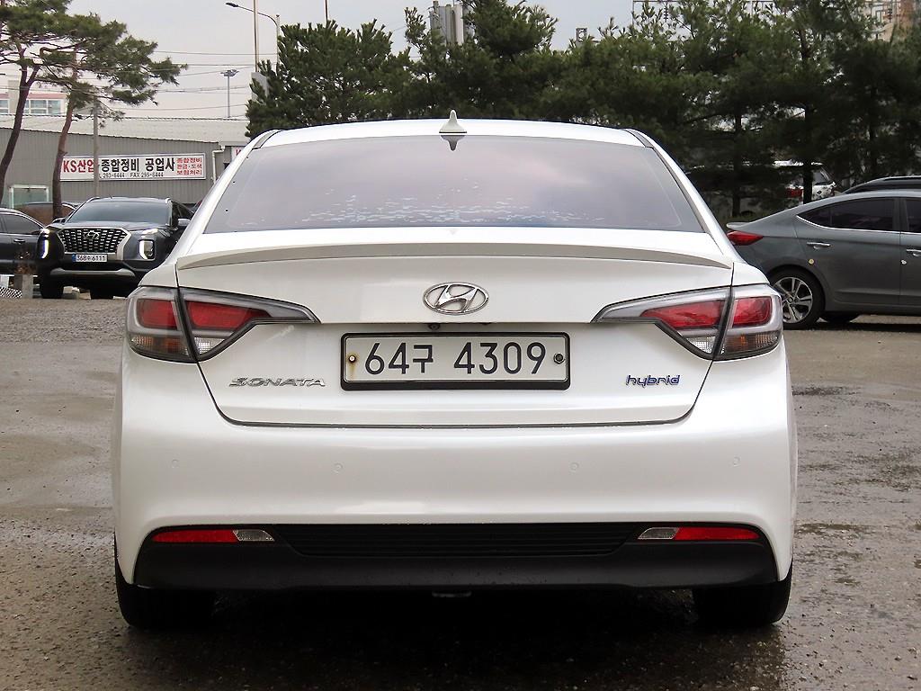 HYUNDAI Sonata - Vista 4