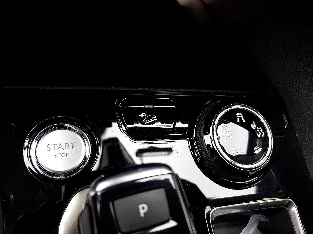 Peugeot 3008 - Vista 12