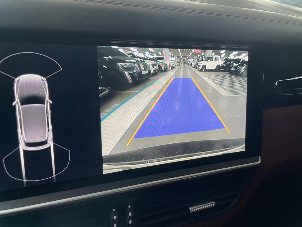 Porsche Cayenne - Vista 10