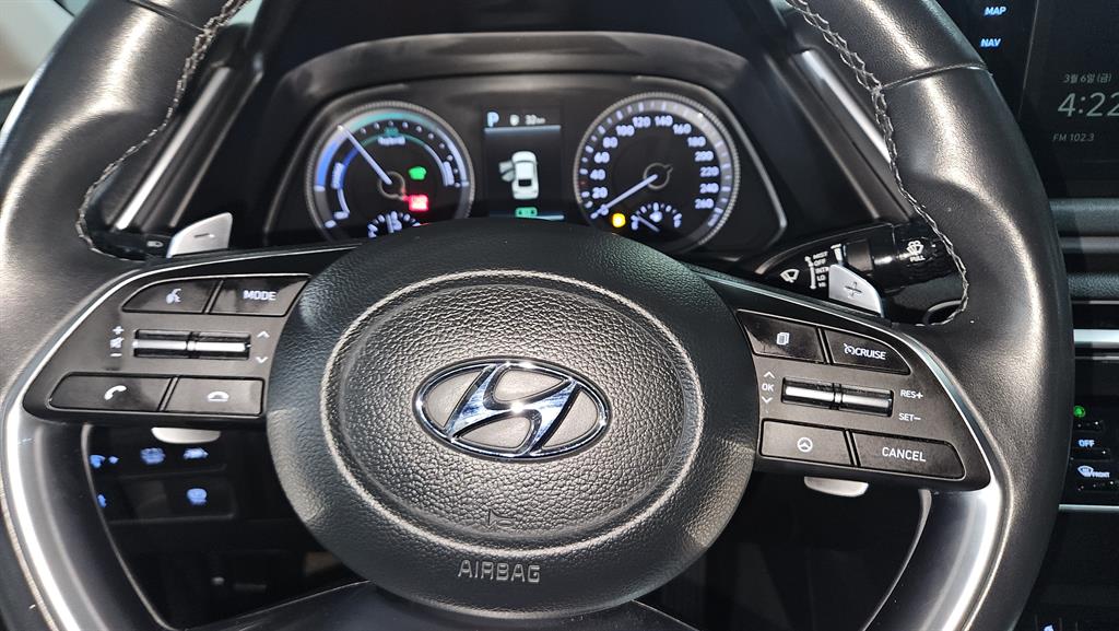 HYUNDAI Sonata - Vista 8