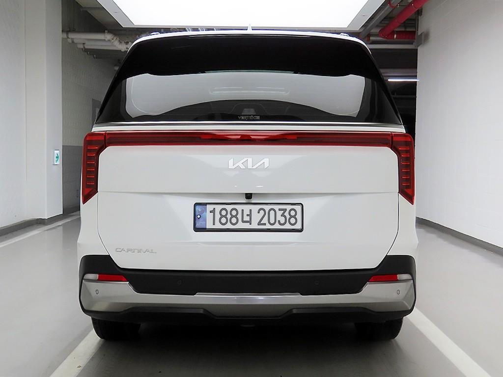 KIA Carnival - Vista 3