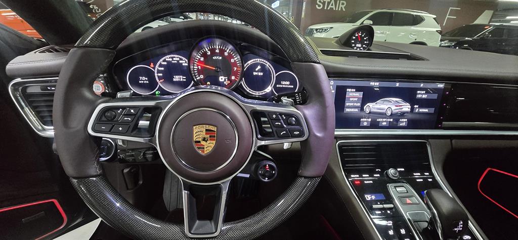 Porsche Panamera 2020 Negro - Importación desde Corea - HF Imports Iquique - Foto 13