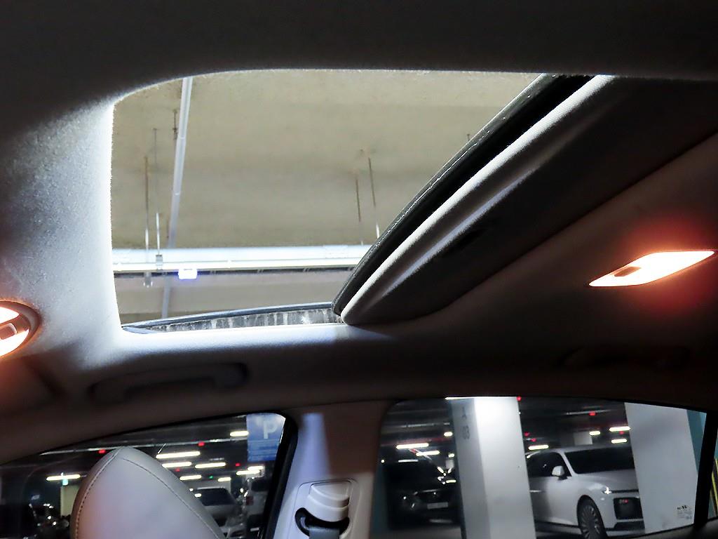 HYUNDAI Avante 2017 Negro - Importación desde Corea - HF Imports Iquique - Foto 18