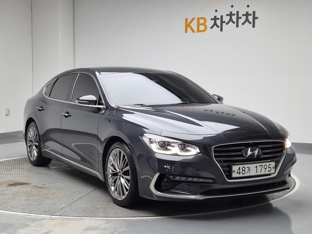 HYUNDAI Grandeur - Vista 2